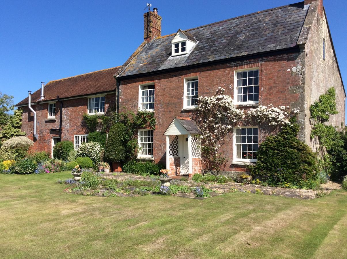 Moors Farmhouse Bed & Breakfast East Knoyle Bagian luar foto