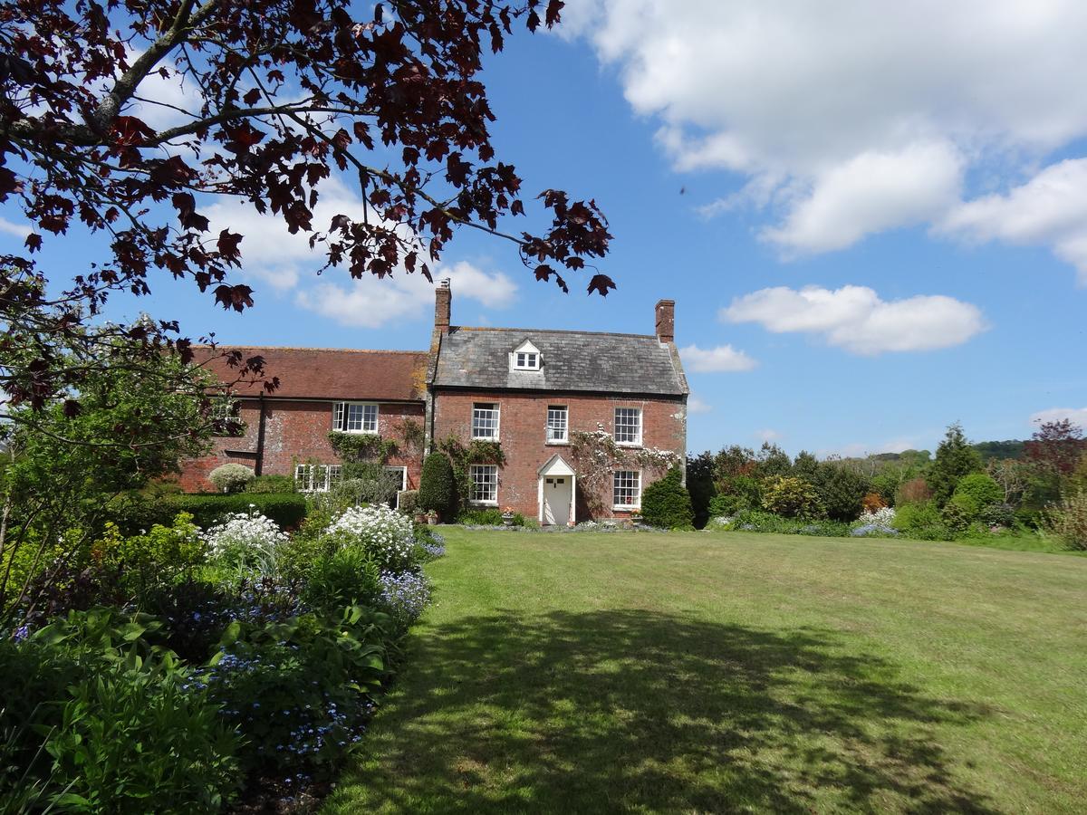 Moors Farmhouse Bed & Breakfast East Knoyle Bagian luar foto